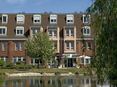 Willow Restaurant Hotel 4*
