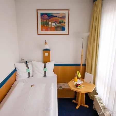 Hotel Leipzig Günthersdorf, An Ihg