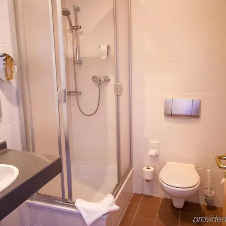 Willow Restaurant فندق