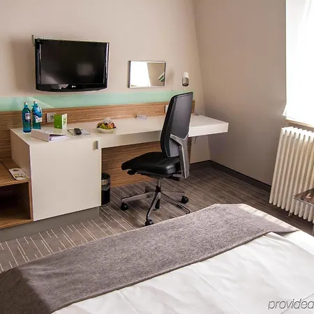 Leipzig Günthersdorf, An Ihg Hotel