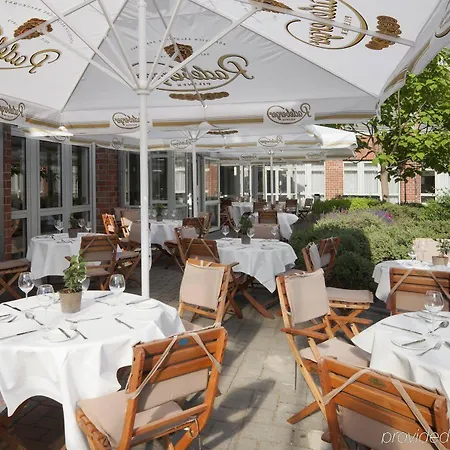Willow Restaurant 호텔 코트슐리츠
