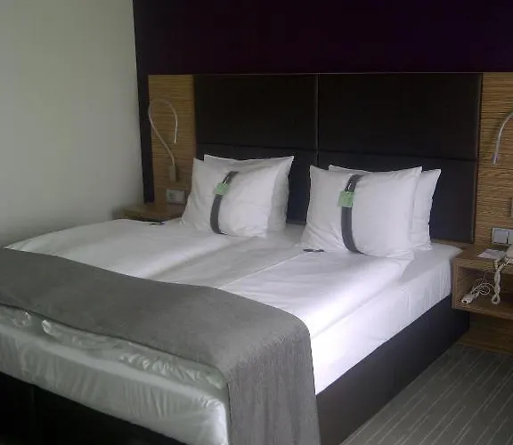 Willow Restaurant 4*